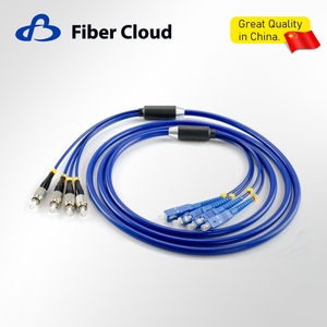 Cabos de remendo blindados exteriores da fibra &oacute;tica da fuga do n&uacute;cleo das telecomunica&ccedil;&otilde;es 4/6/8/12